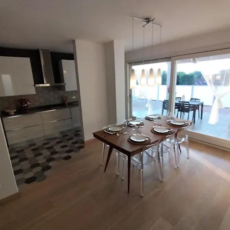 Penthouse Liberty Attico Lägenhet *