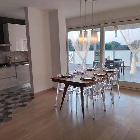 דירה Penthouse Liberty Attico